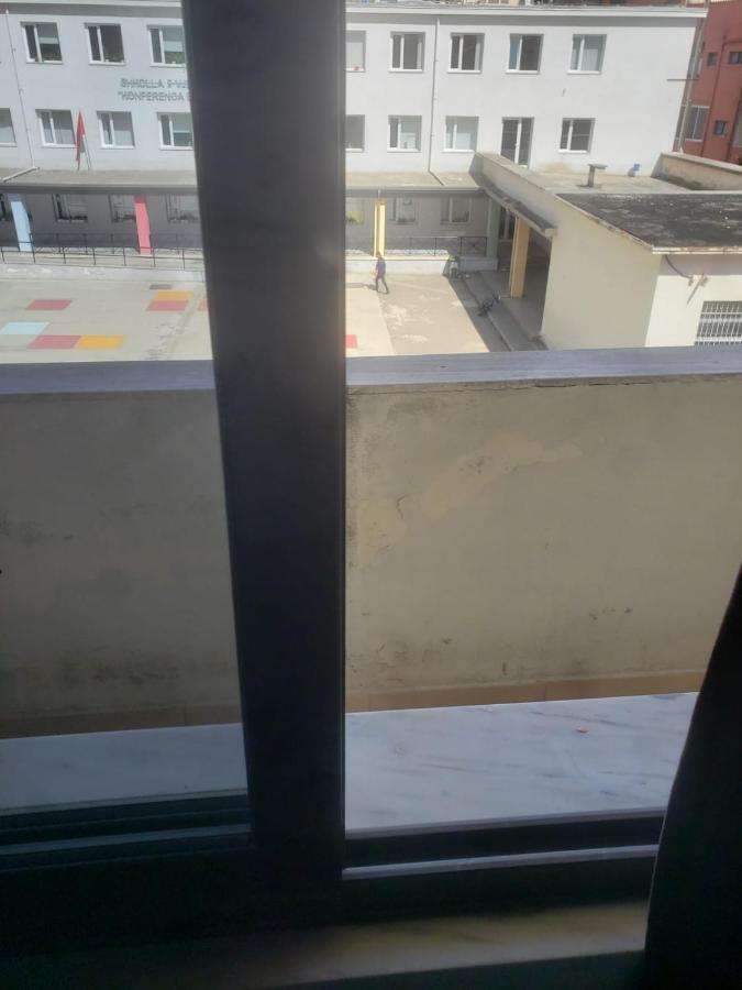 Hostel Split Rock 티라나 외부 사진