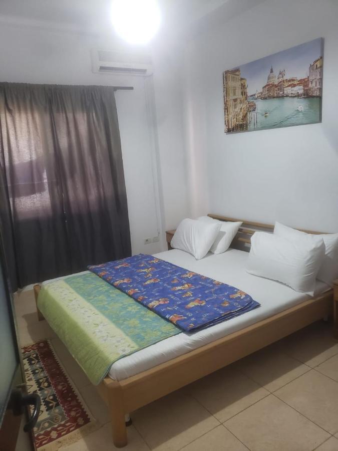 Hostel Split Rock 티라나 외부 사진