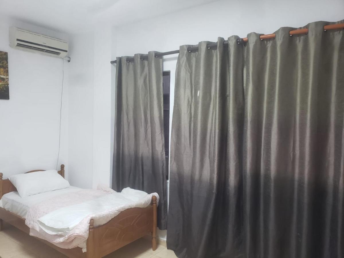 Hostel Split Rock 티라나 외부 사진
